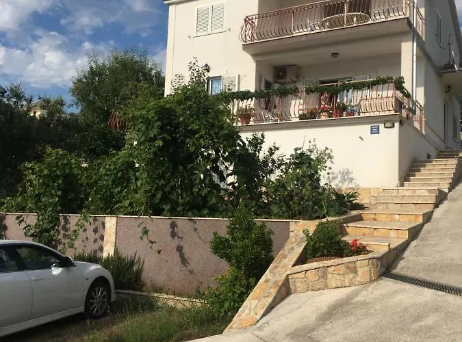 Kustura Apartmán
