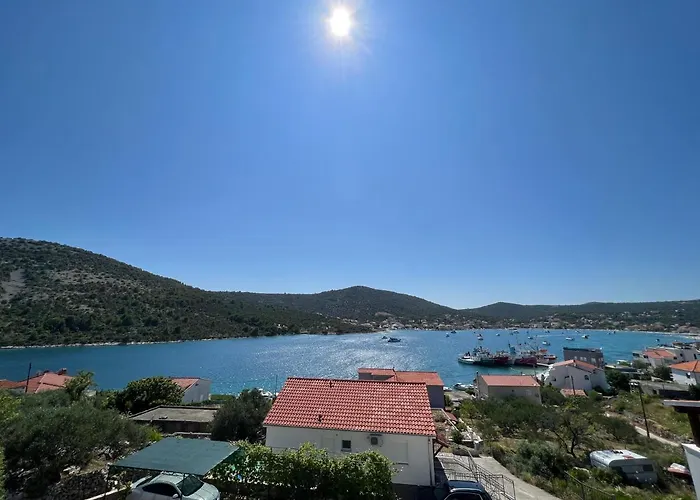 Kustura Apartmán *