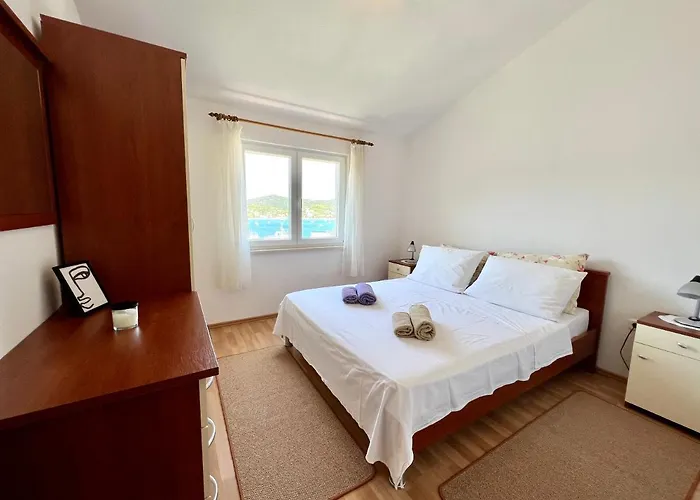 Apartman Kustura Vinisce