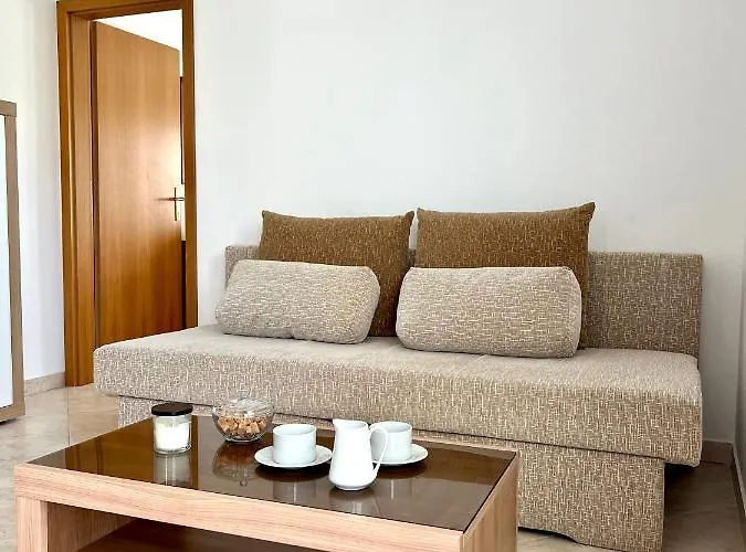 Kustura Apartmán